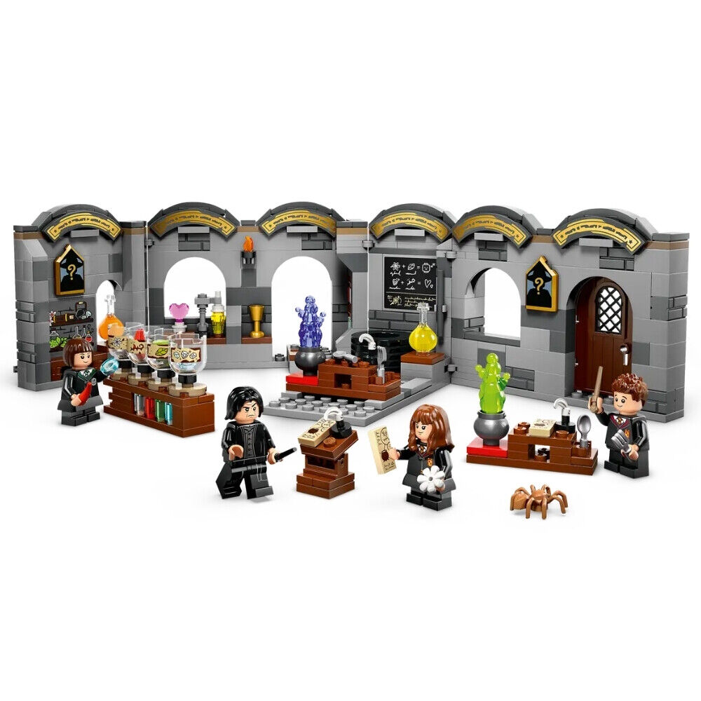 Lego Harry Potter Hogwarts Castle Potions Class 76431 - Albagame