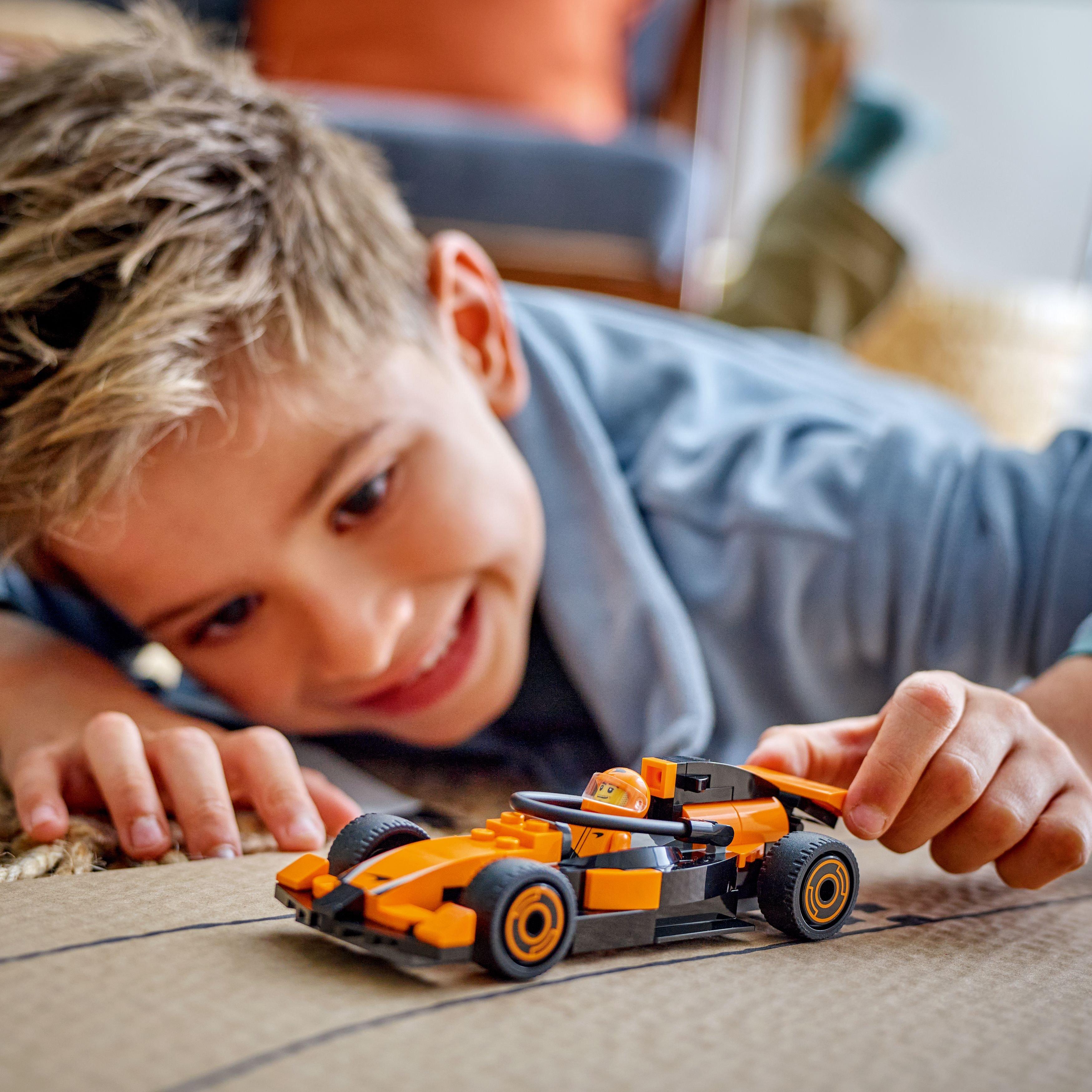 Lego City F1 Driver with McLaren Race Car 60442