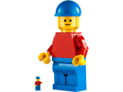 Lego Classic Up-Scaled Minifigure 40649